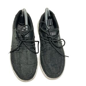 TIDU Black Lace-Up Sneakers – Women’s Size 7 (EU 37)